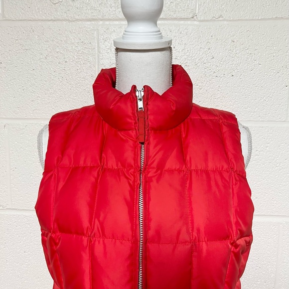 GAP Down-Filled Red Vest - Picture 2 of 16